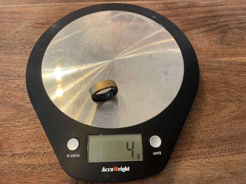 Weight of the RingConn ring.
