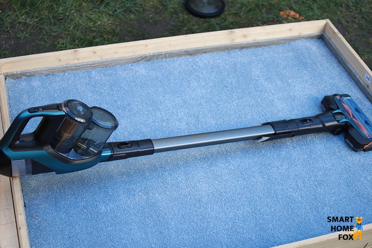 Philips SpeedPro Aqua review: Good cordless vacuum cleaner for small spaces