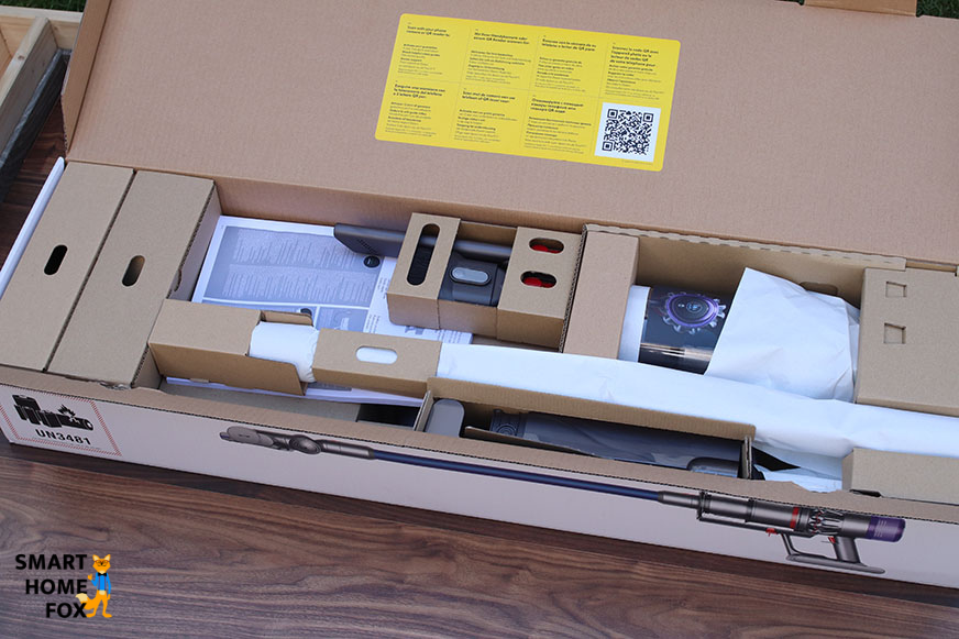 Dyson's plastic-free packaging