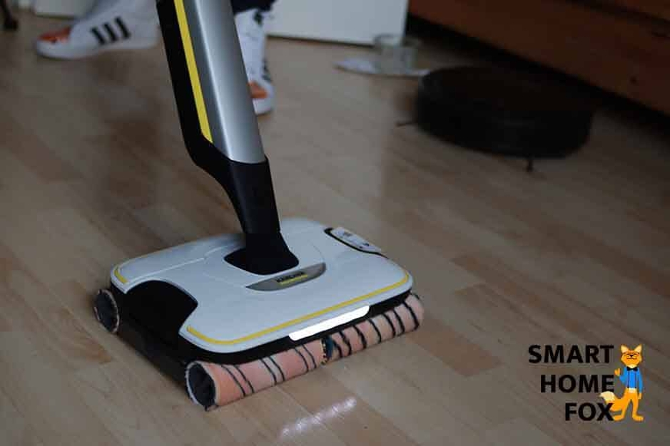Kärcher FC 7 cordless power mop for a super effortless clean