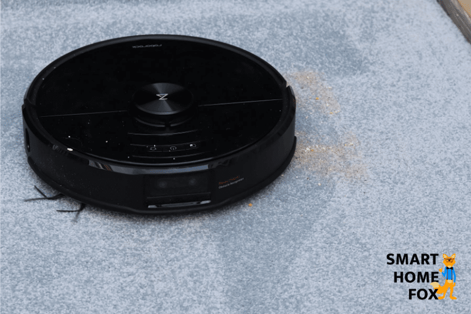 Roborock S6 MaxV Review: A Robot Vac That Avoids Dog Poop