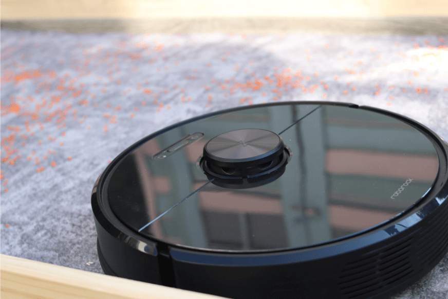 Close-up of Roborock S6's laser navigation tower