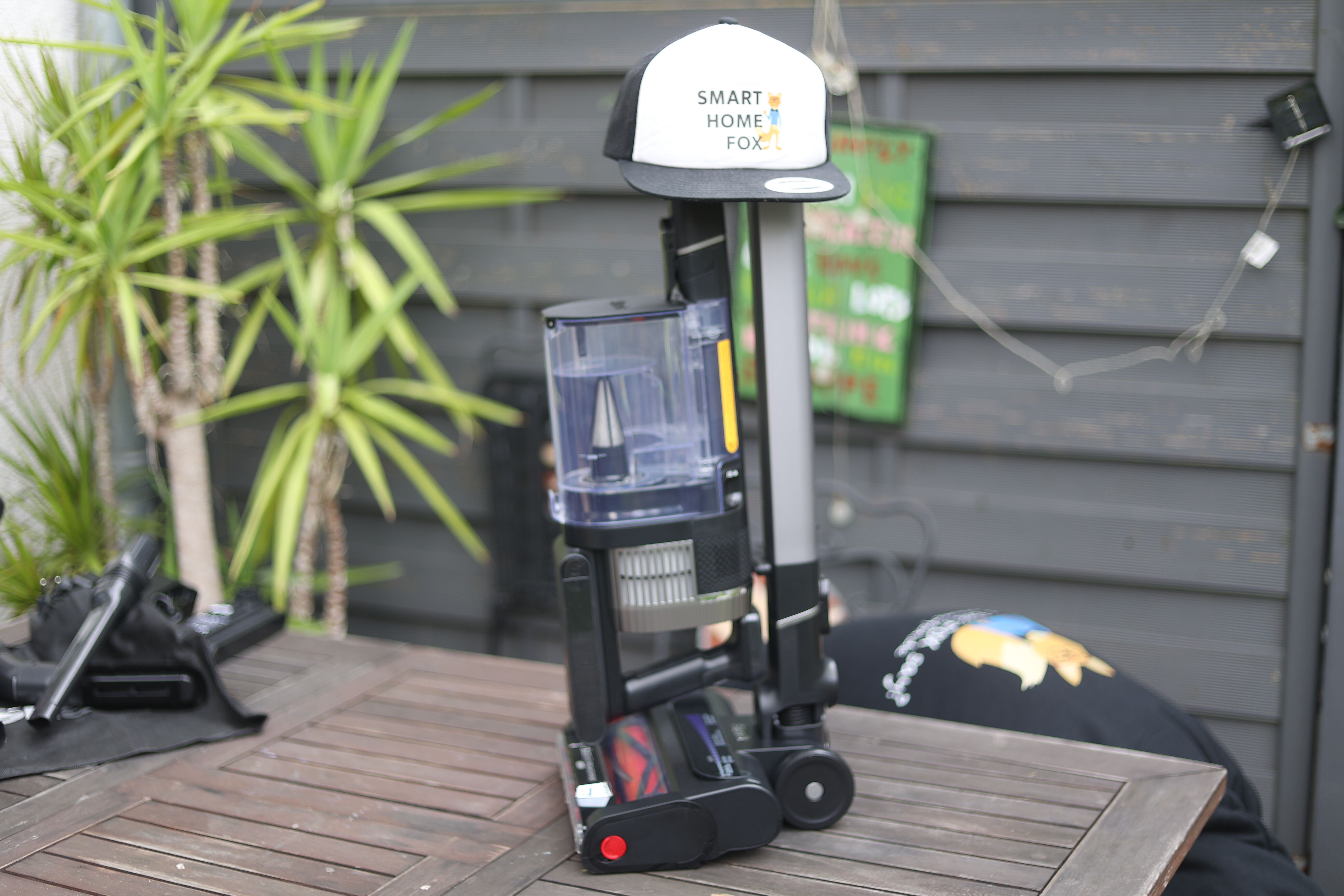 Shark Stratos Cordless Vacuum Review (IZ420UKT) UK 2023