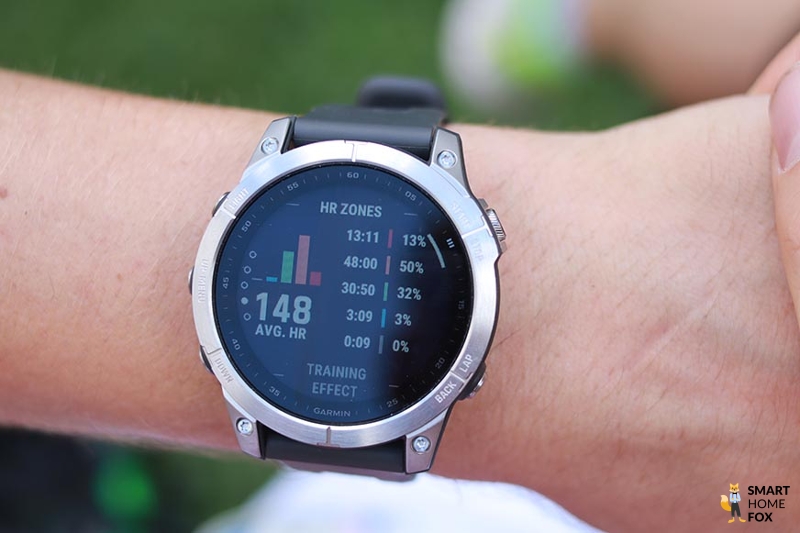 Training data is shown on the Garmin Fenix 7.