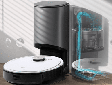 Deebot OZMO T8+ stands at the self-empty base